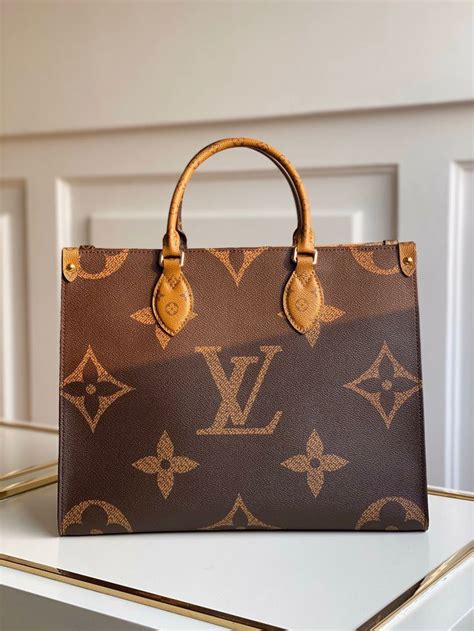 louis vuitton m45321.